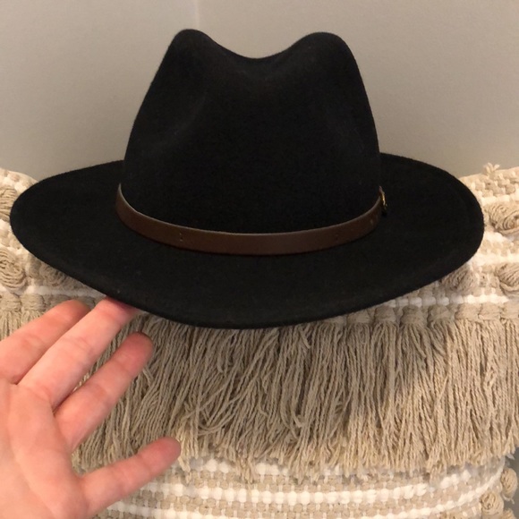 Navy wool hat - Picture 2 of 3